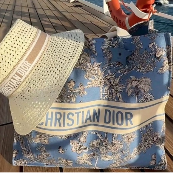 Dior Handbags - NEW Dior Large Dioriviera Tote Bag Palm Trees & Butterflies